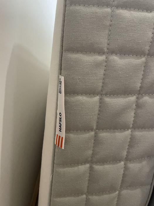 Colchão de solteiro  25€ cada