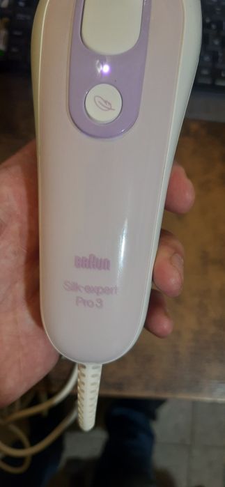 Фотоепілятор BRAUN Silk-expert Pro 3