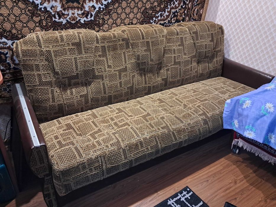 Продам розкладний диван