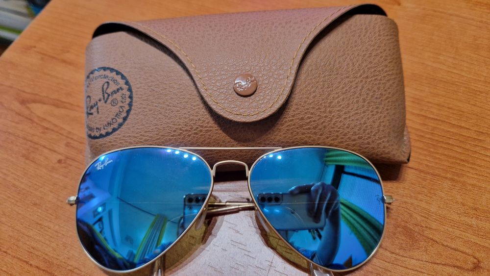 Oculos de Sol de Senhora  .Marcs Ray Ban novos