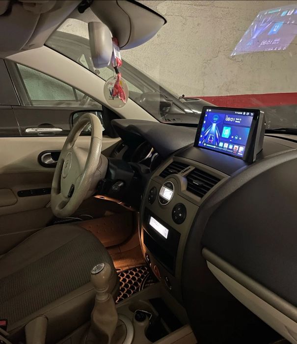 Radio 2 DIN Android 9" Megane 2 + carplay + 4 GB RAM+32 GB ROM + GPS