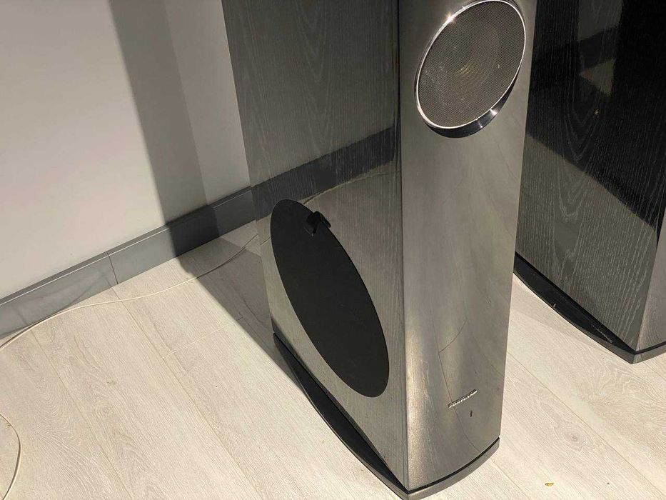 Потужна акустична система (48 кг), трьохполосні колонки Cortland