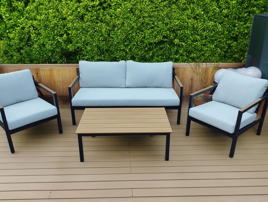 Meble ogrodowe Bejstrup Jysk sofa, dwa fotele stolik.