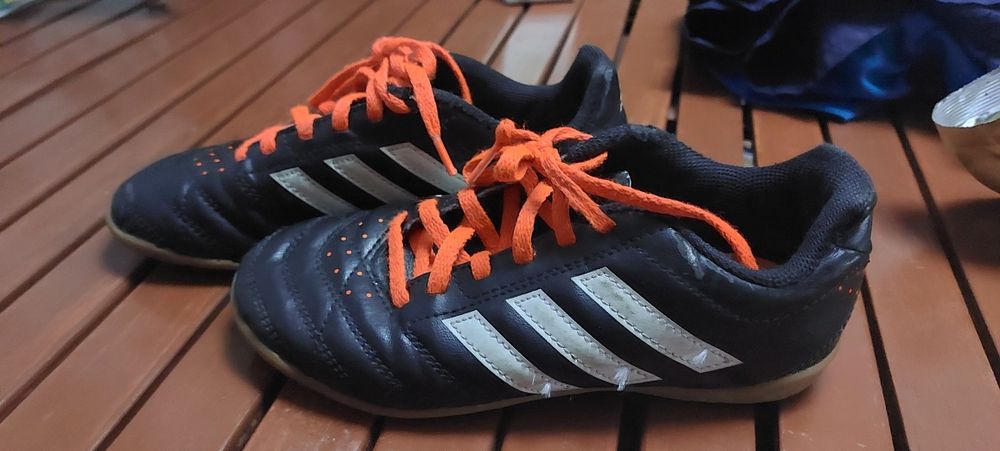 Halówki adidas rozmiar 33