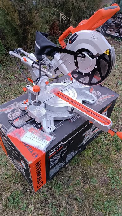 ПИЛА торцовочная TEKHMANN TMS-2425