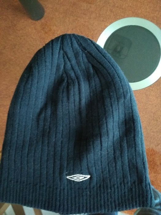 czapki, szaliki i rękawiczki