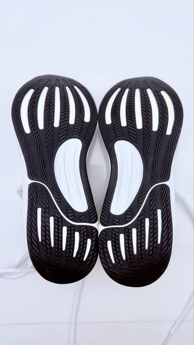 Кросівки Adidas Supernova Stride