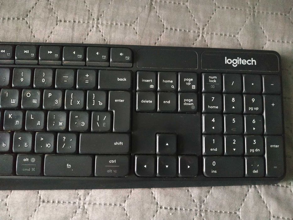 Комп'ютерна Клавіатура бездротова Logitech K375s На запчастини ремонт