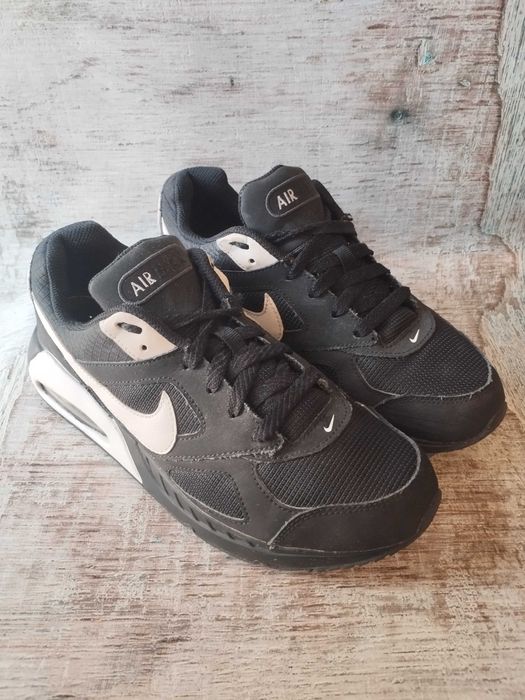 Nike w bardzo dobrym stanie.