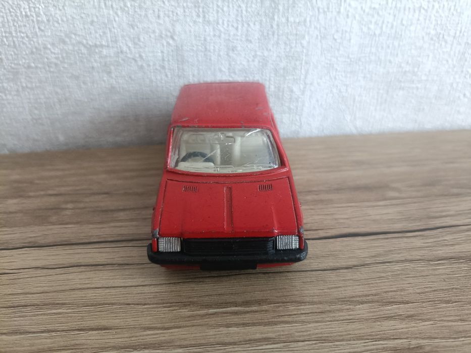 Вінтажний автомобіль Corgi Austin Metro