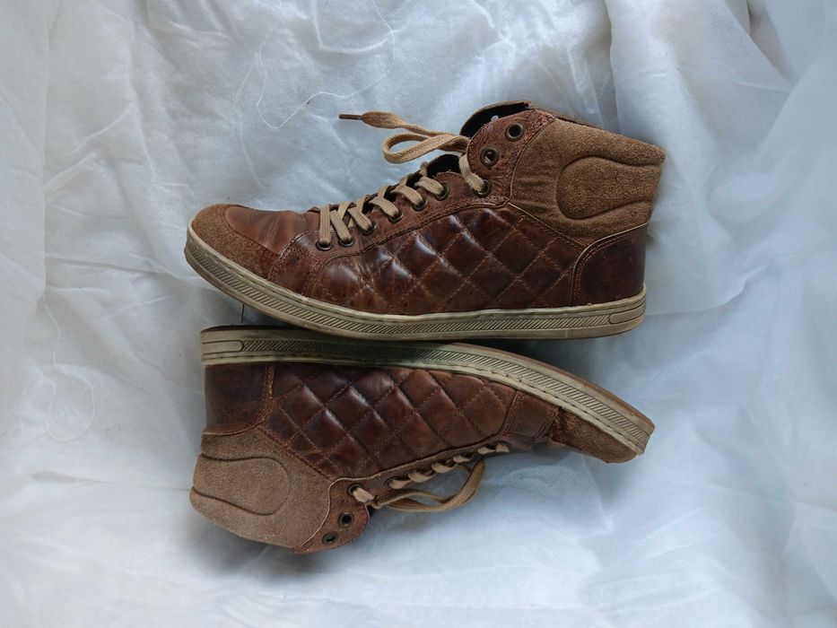 Botas sapatos Bocage em pele com atacadores