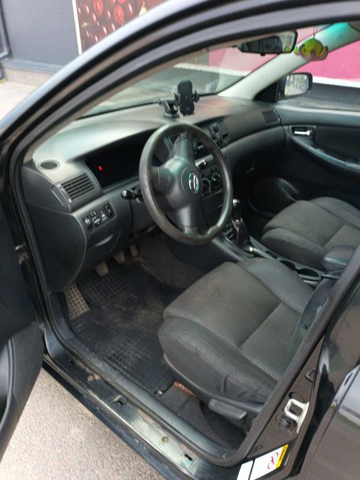 Продаж авто Toyota Corolla