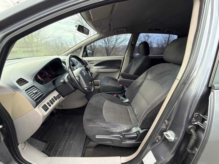 Avtoreal_kr Mitsubishi Grandis 2008