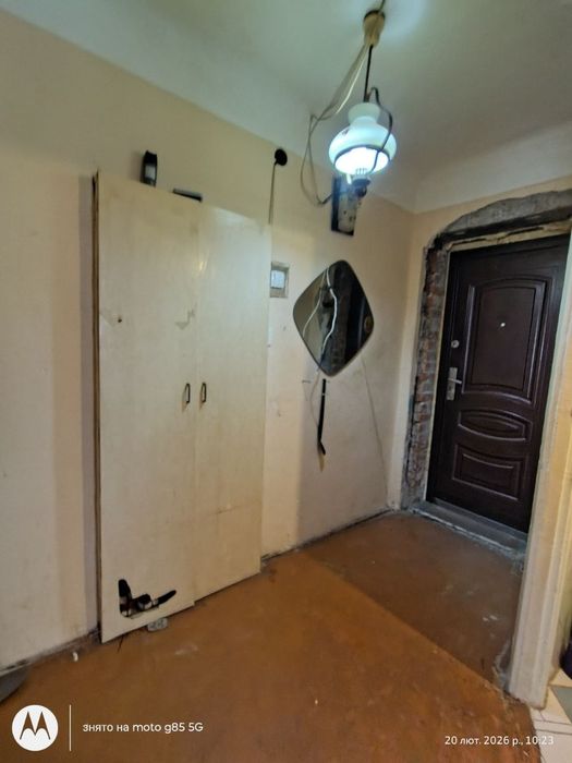 Продам однокімнатну квартиру   по вул.Шевченка