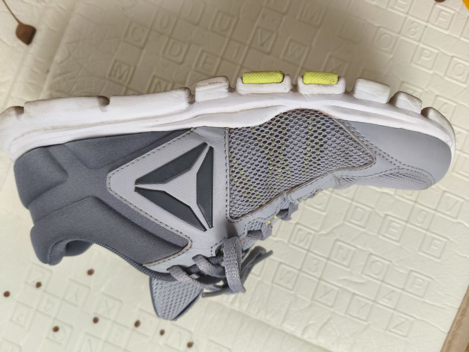 Buty damskie Reebok mięciutkie wkładki 39