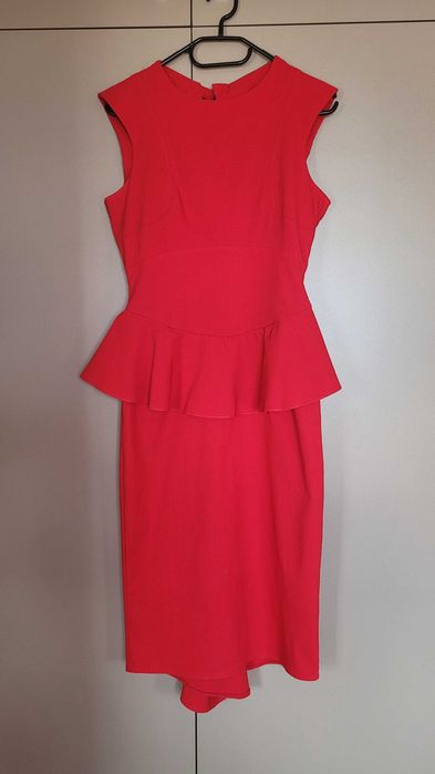 Sukienka czerwona elegancka, roz. 38.