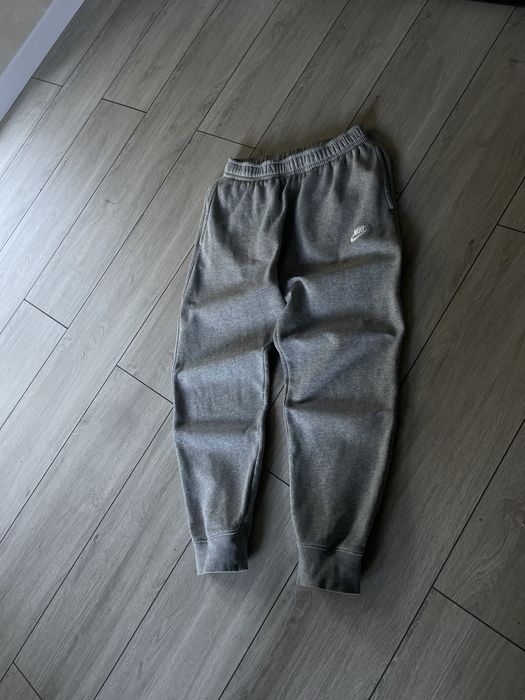 Спортивні штани NIKE