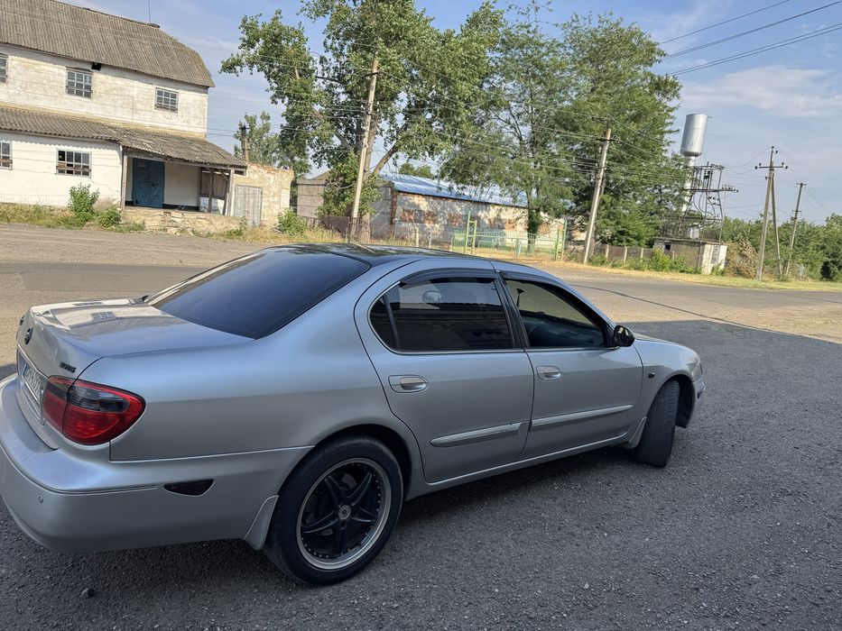 Nissan Maxima A33 3.0