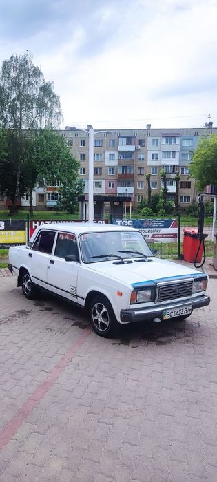 Продам ВАЗ 2107 інжектор
