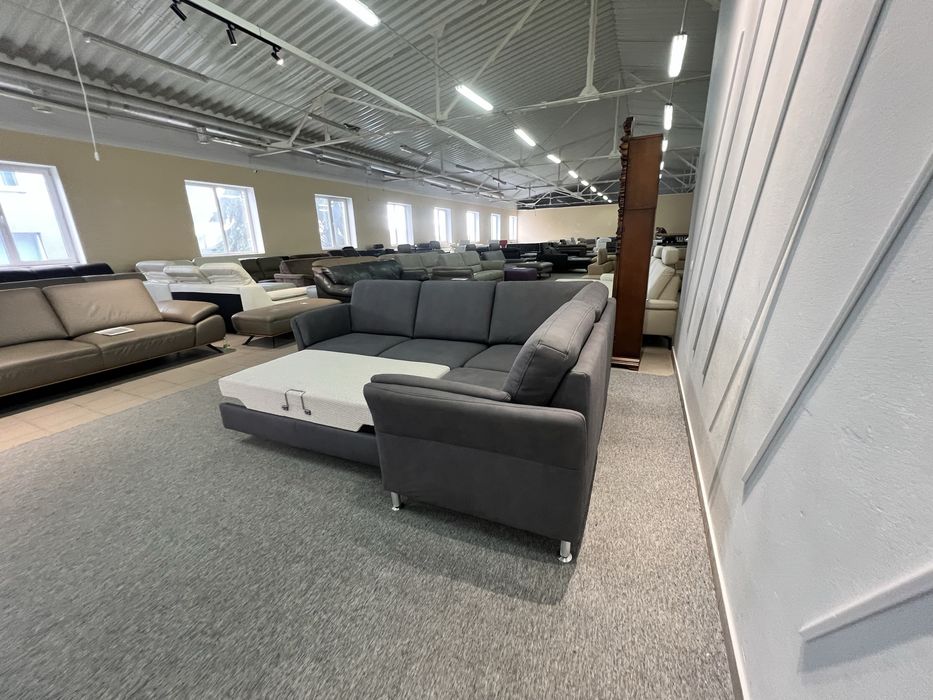 Кутовий розкладний диван темно сірий тканина з нішею