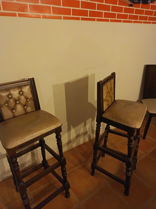 Cadeiras altas de bar