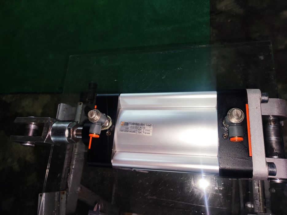 Cilindro pneumático