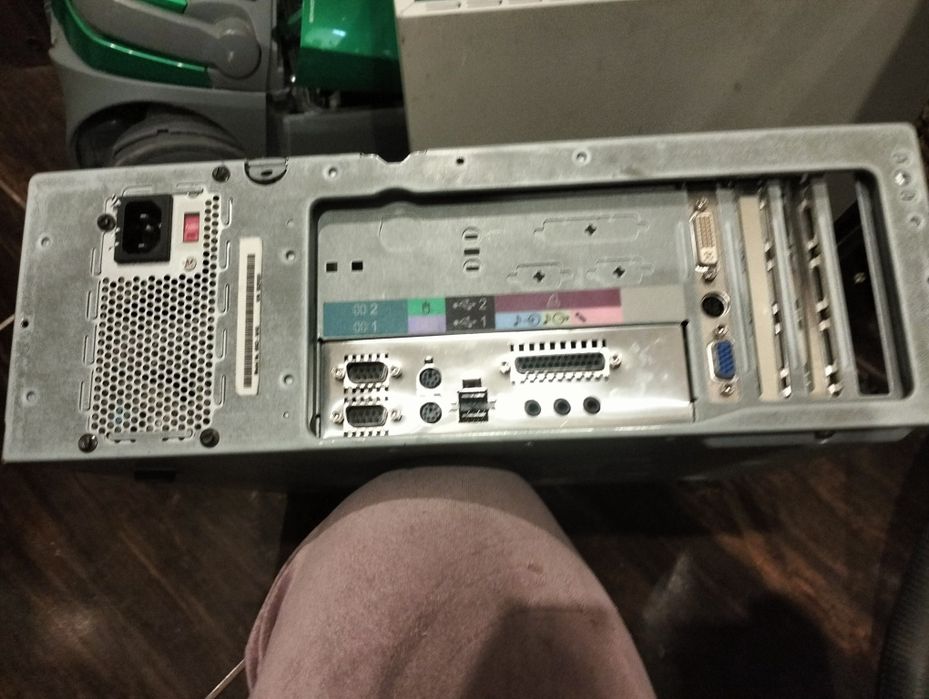 Sprzedam. Stary. Komputer IBM