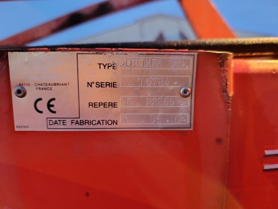 Kuhn Optimer 300 2004