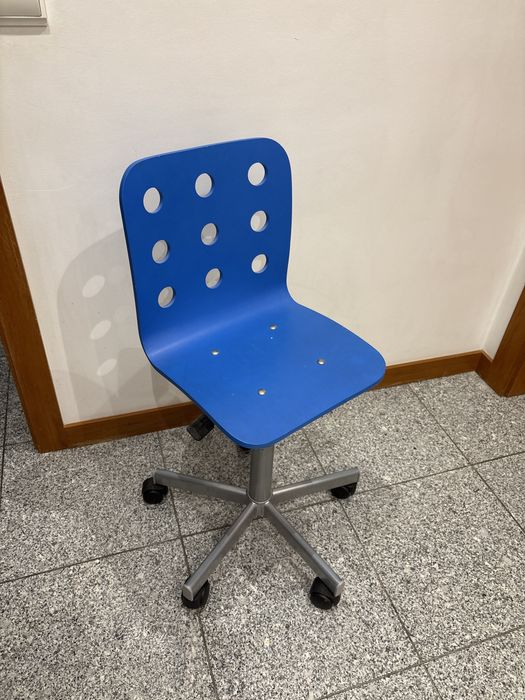 Cadeira de Escritório IKEA Azul – Giratória e Regulável