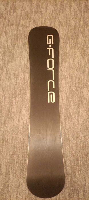 Snowboard G-force (deska 145cm)
