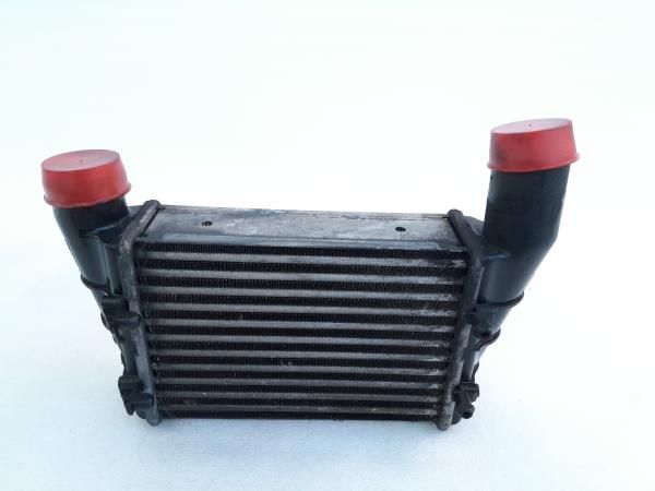 Radiador do intercooler VOLKSWAGEN Passat (3B2)