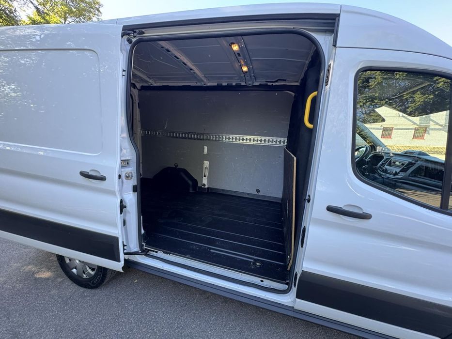 Ford Transit L2H2 2.0