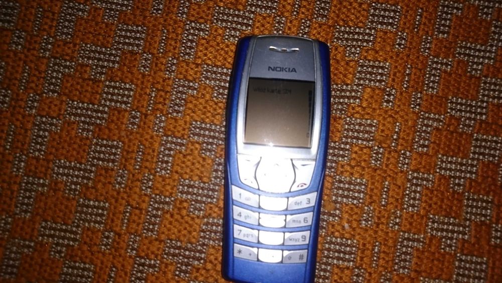 Telefon Nokia 6610 i