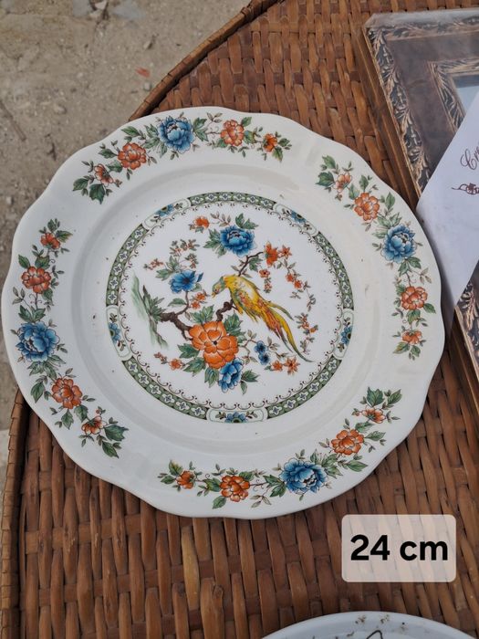 Prato piriquitos louça  de sacavem