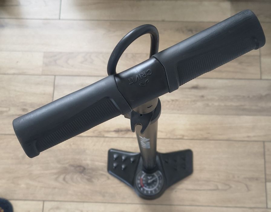 Насос Crivit з манометром