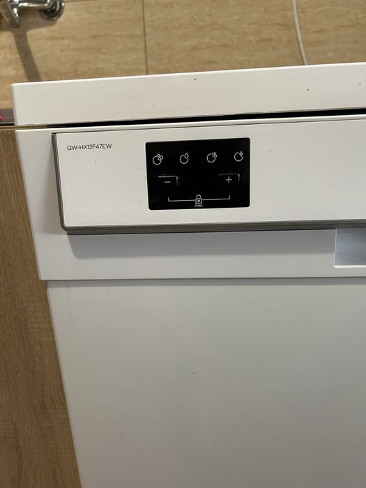 Sprzedam zmywarkę Sharp!