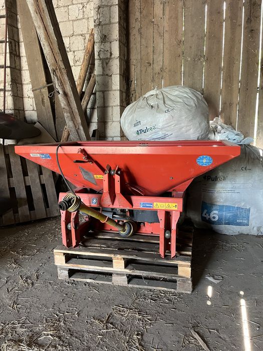 Rozsiewacz Rauch MDS 735