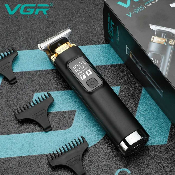 Триммер для стрижки и окантовки волос VGR V-985 Professional 4 насадки