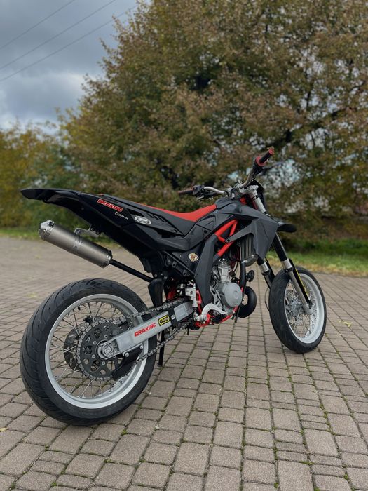 Supermoto Aprilia sx125 мотоцикл супермото