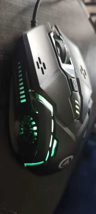 Бесшумная проводная компьютерная мышка