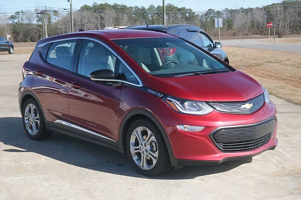 Chevrolet Bolt EV      2021