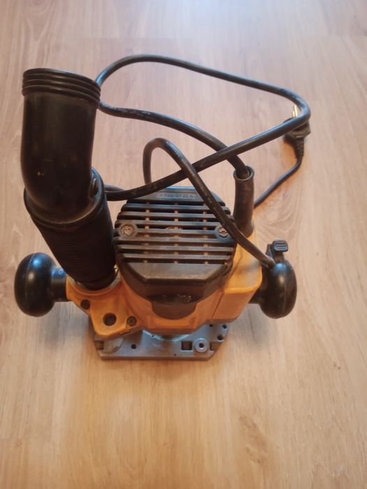 Фрейзер DeWalt DW 621