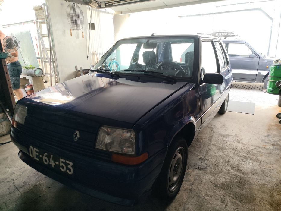 Renault 5     TL