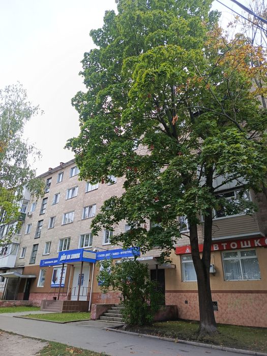 Продаж 1 к.кв Л. Лук'яненко 51.Перший поверх