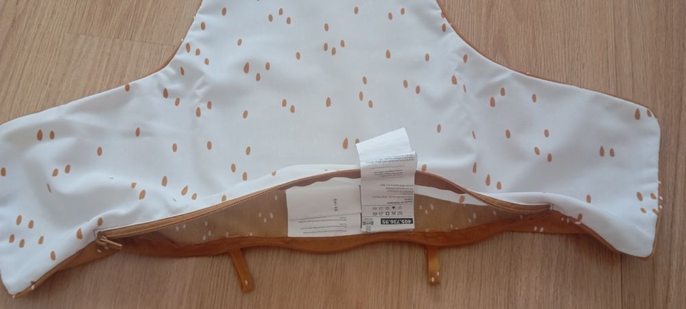 Redutor almofadado IKEA para cadeira refeição bebe