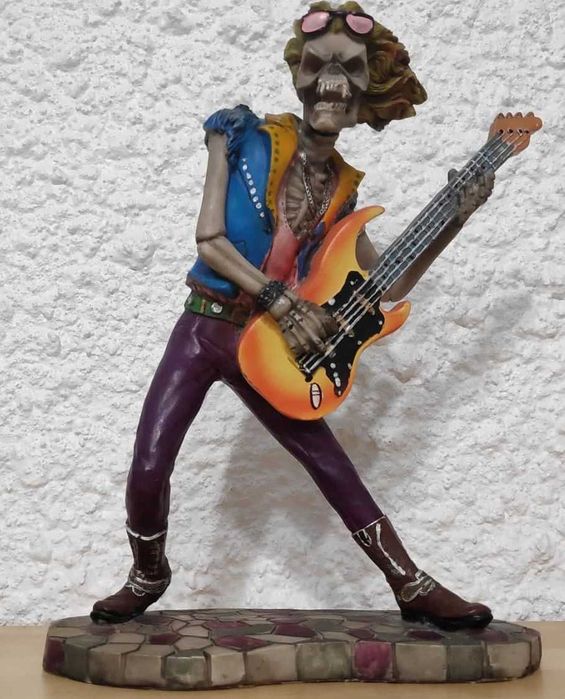 Escultura - Rock Star.