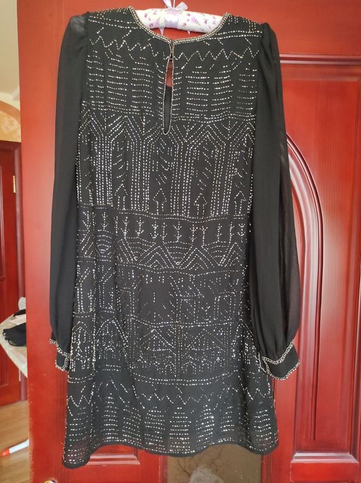 Плаття чорне вишите бісером