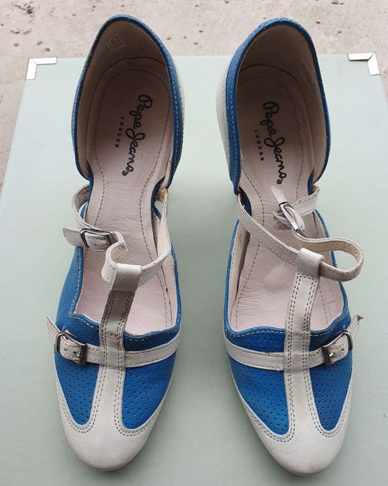 Skórzane buty na obcasie marki Pepe Jeans London (38)