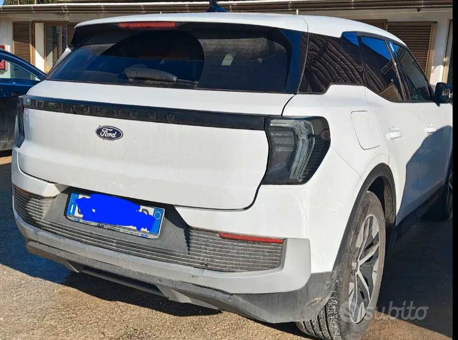 Ford Explorer EV бампер передній, задній, розборка