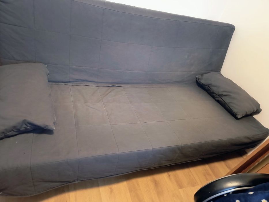 Oddam za darmo kanapę łóżko z ikei